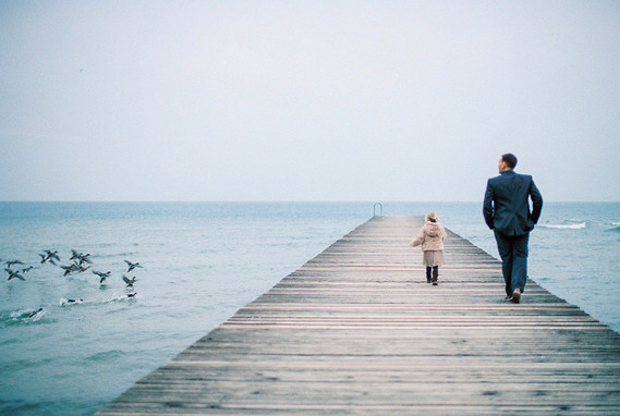 Winter family photos in Italy