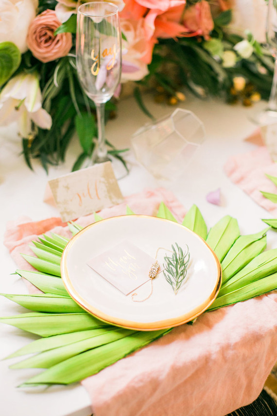 Tropical place setting