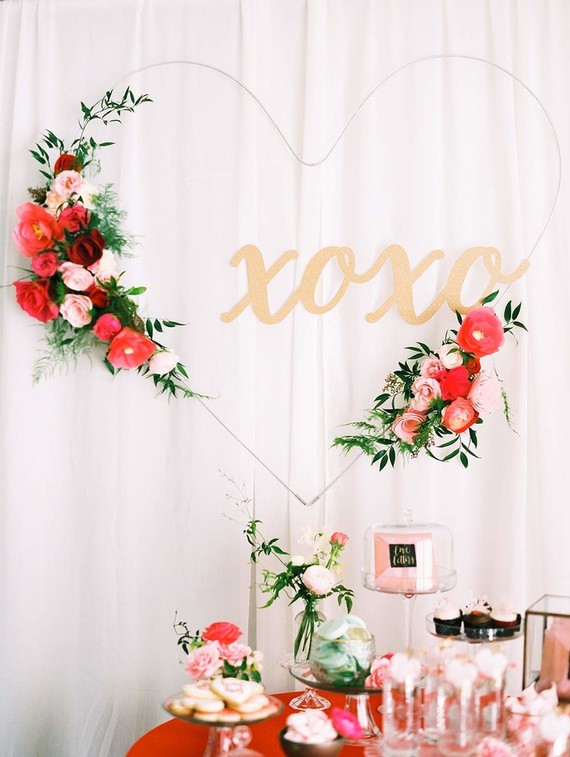 Floral Valentine's Day sign