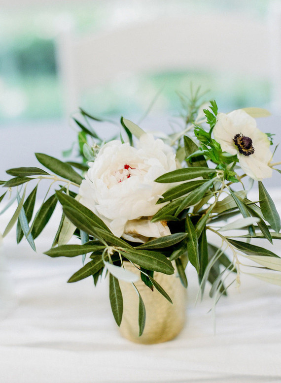 Winter wedding flowers