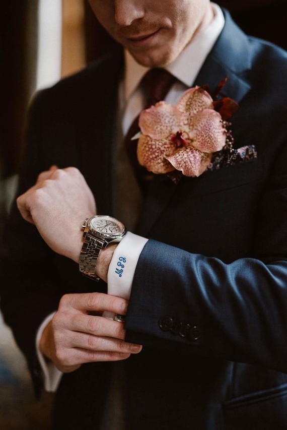 Groom's fashion