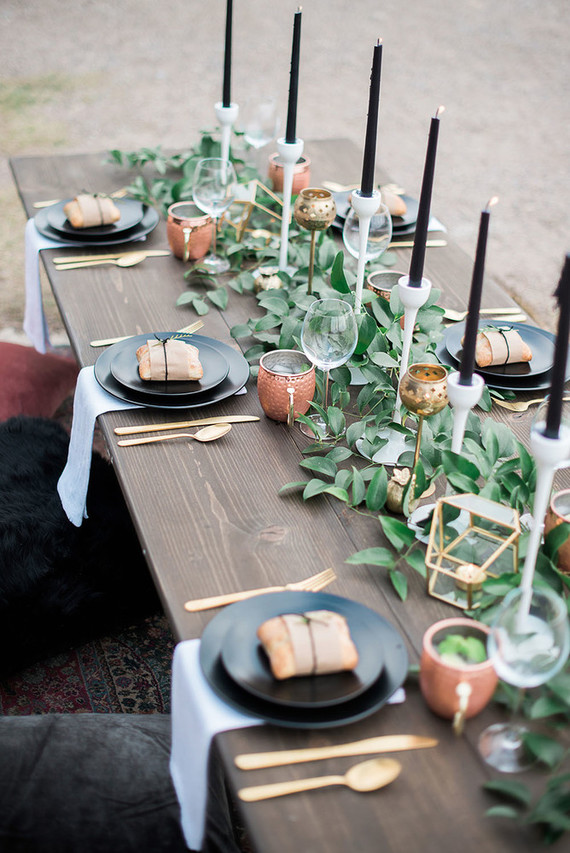 Black and gold tablescape
