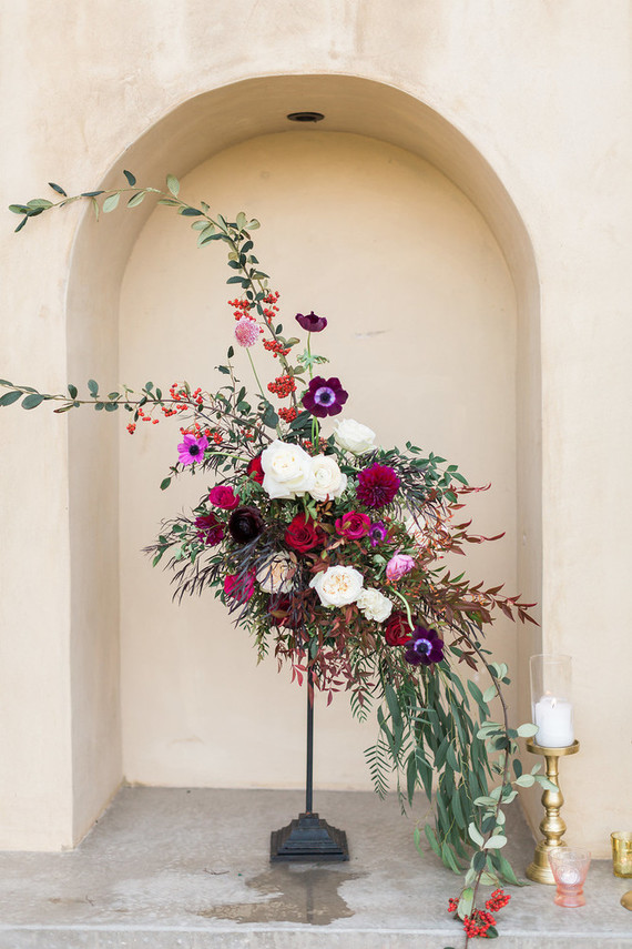 Red wedding flowers