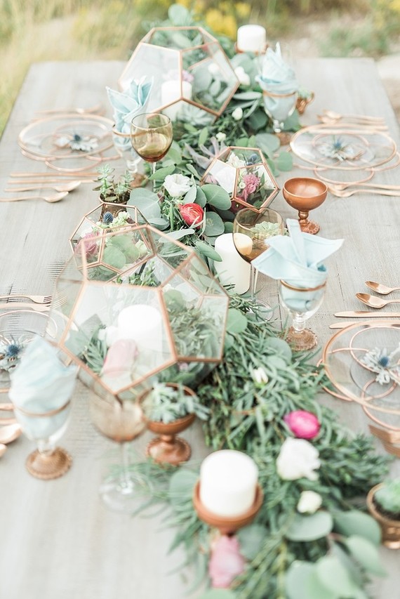 Gold tablescape