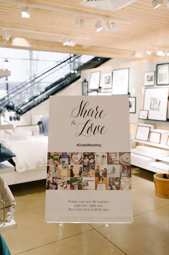 Crate & Barrel registry