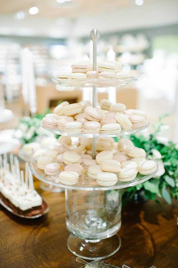 Macaron tower