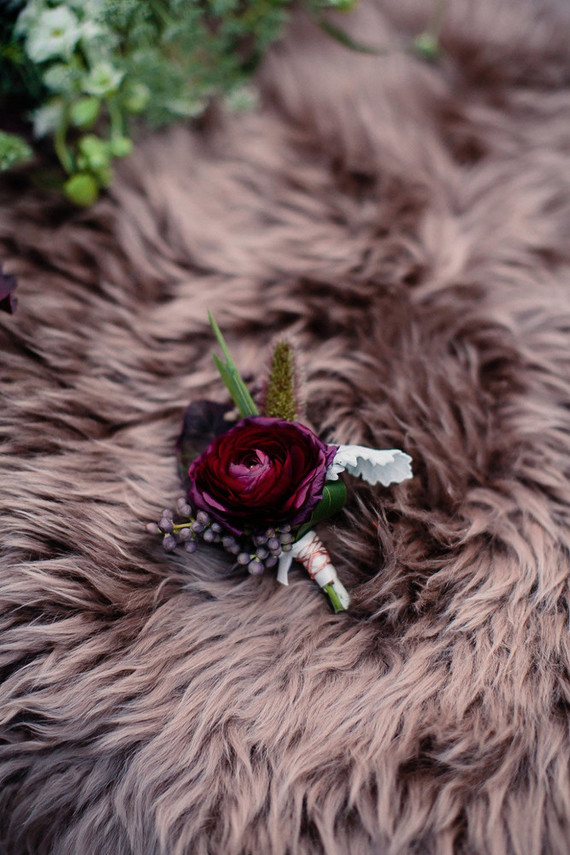 Winter boutonniÃ¨re Inspiration