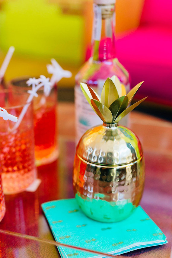 Gold pineapple