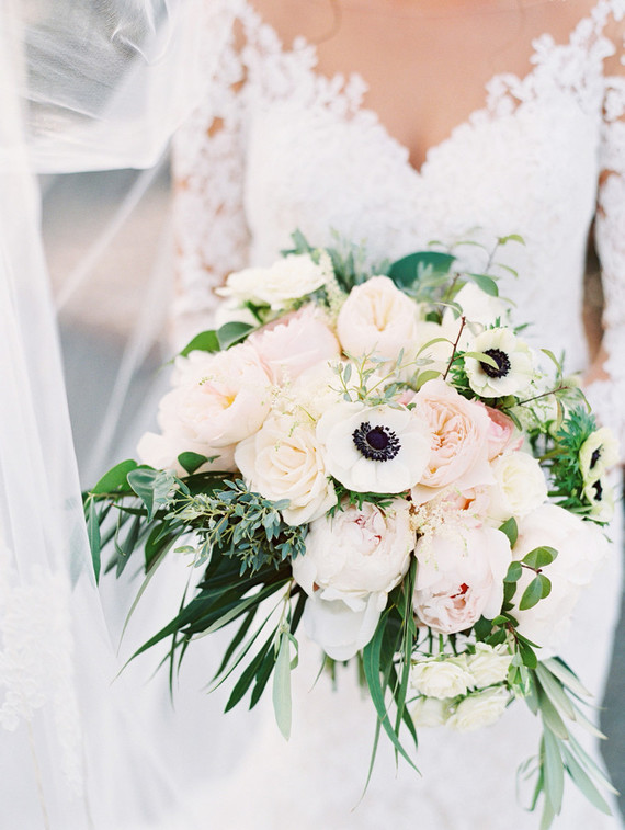 White bridal bouquet