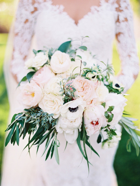 White bridal bouquet