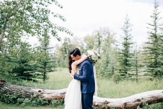 Romantic Canadian lake house wedding