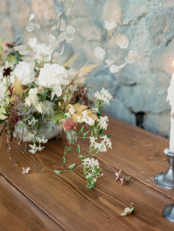 Romantic wedding inspiration at a castle