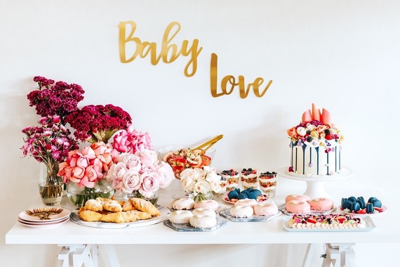 berries and blooms baby shower Inspiration