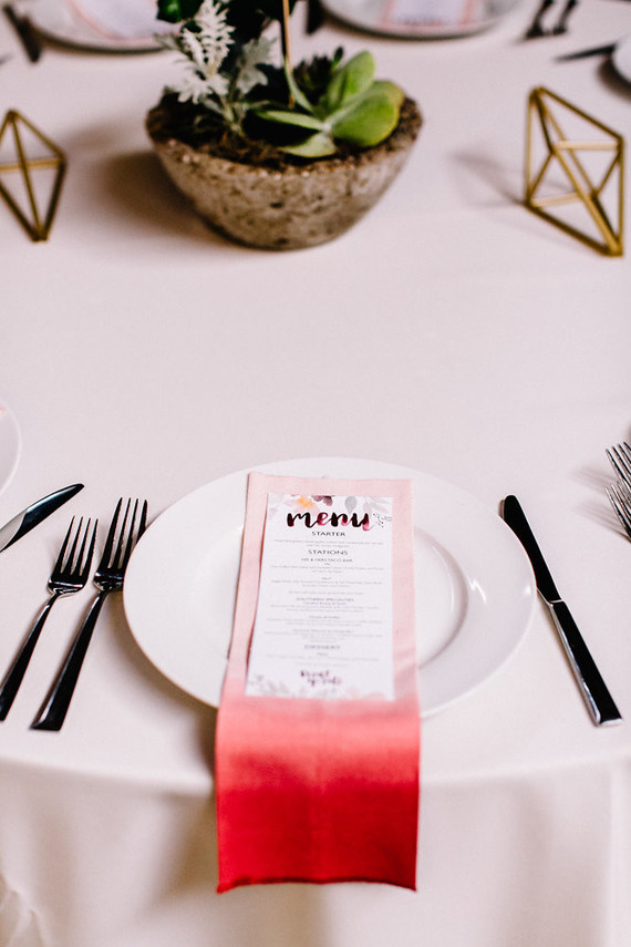 Dip dyed place setting