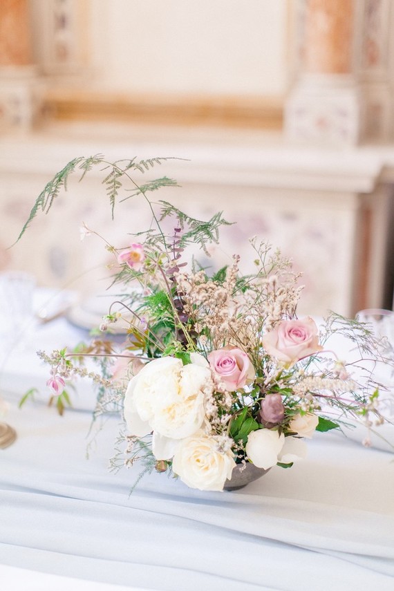 Romantic wedding flowers