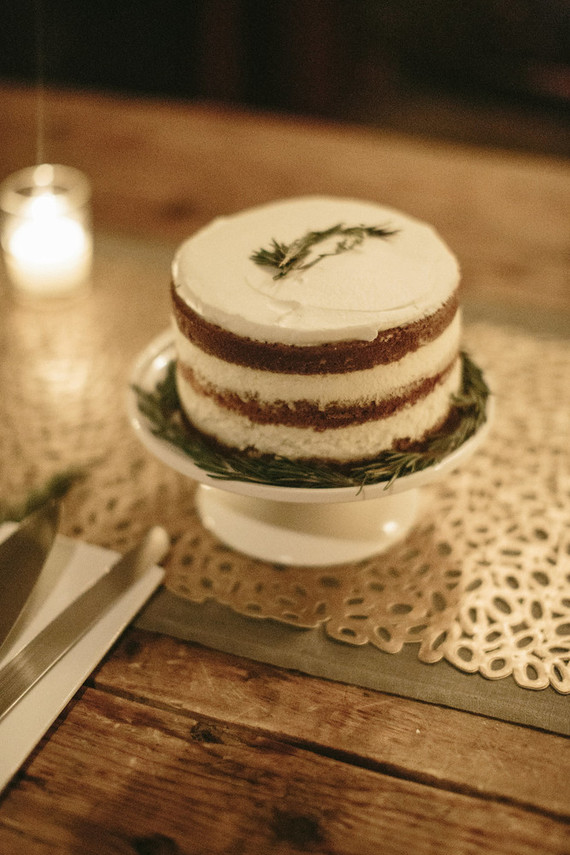 Naked cake