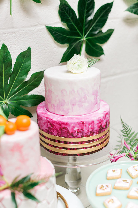 Modern wedding cake