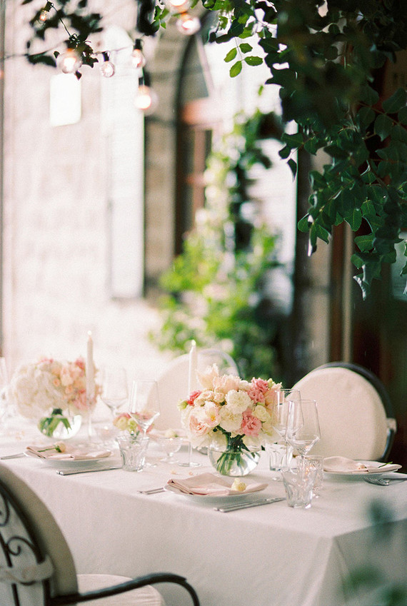 Romantic tablescape
