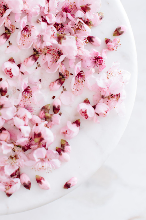 Spring cocktail recipe with Crate and Barrel: Greystone Inspiration