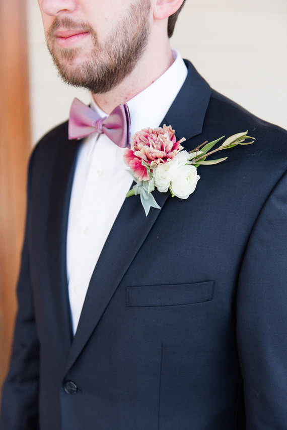 Groom boutonniÃ¨re Inspiration