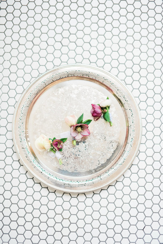 Modern BoutonniÃ¨re Inspiration