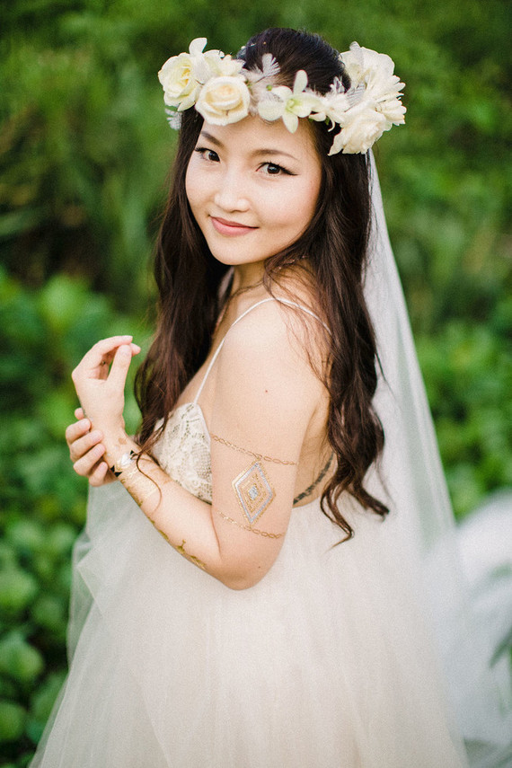 White flower corwn