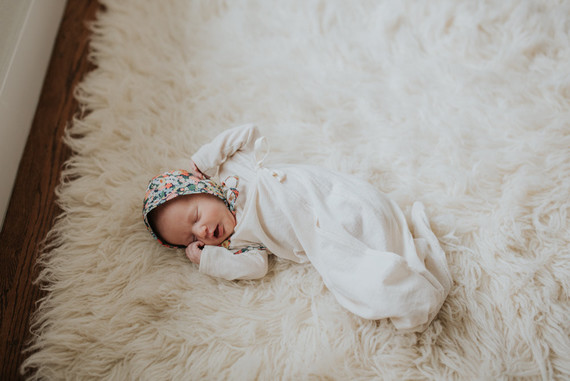 moody modern newborn photos