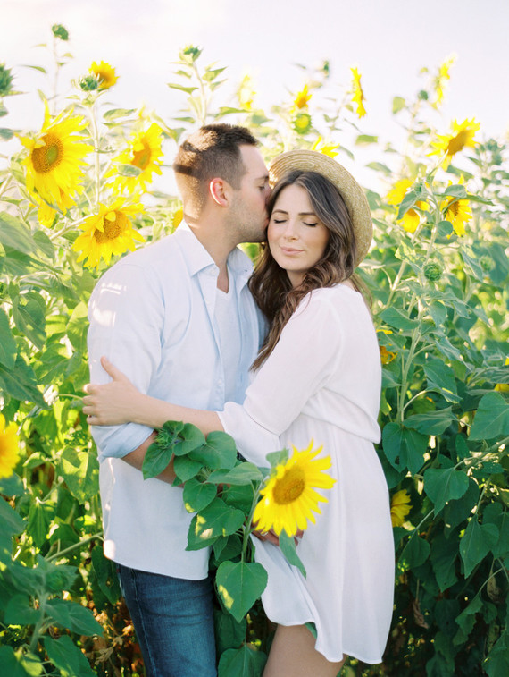 spring maternity photos