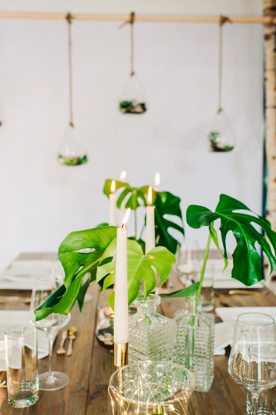 Green and white tablescape