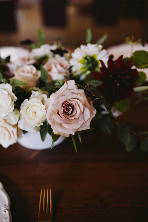 dinner table flowers