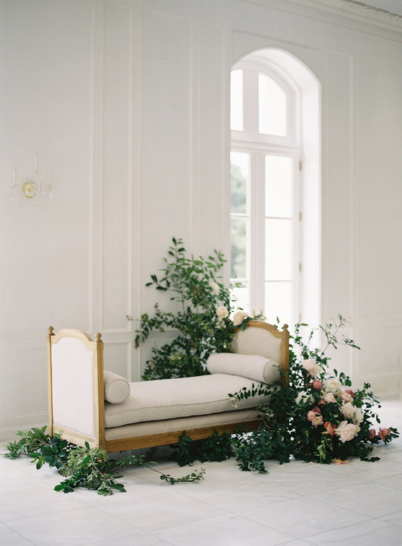 Spring wedding flowers
