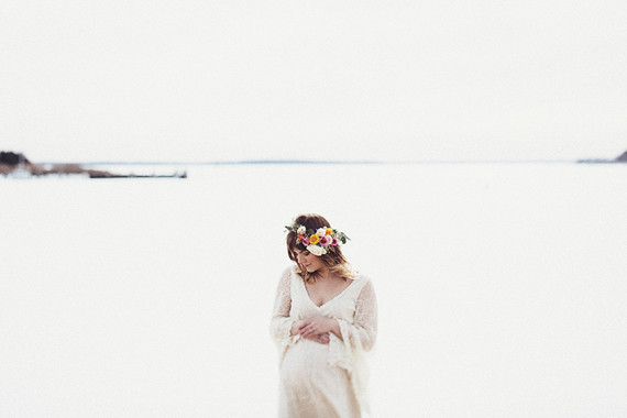 Lakeside maternity photos