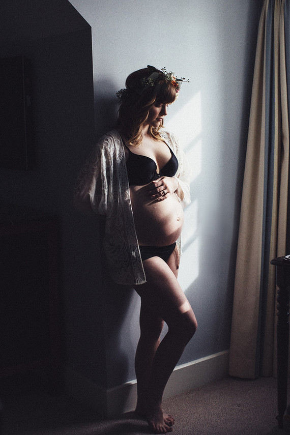 Moody boudoir maternity photos