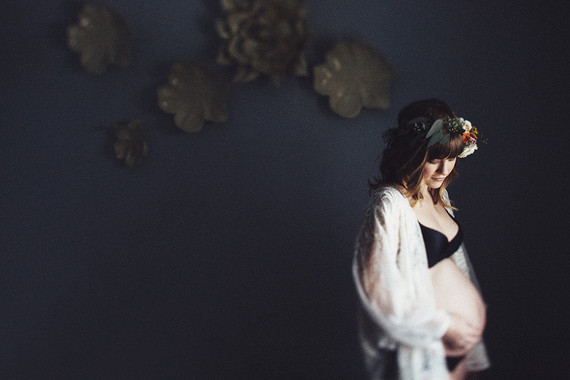Moody boudoir maternity photos