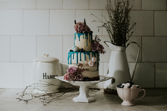 Dripping floral cake Inspiration