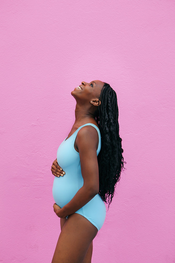 Bright fun maternity photos
