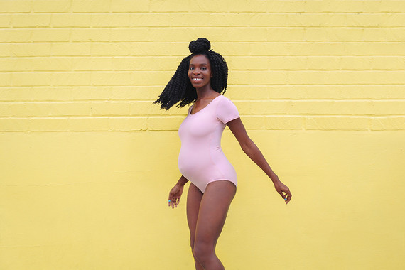 Bright fun maternity photos