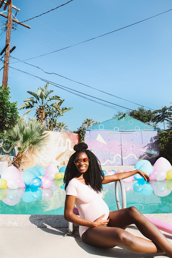 Bright fun maternity photos