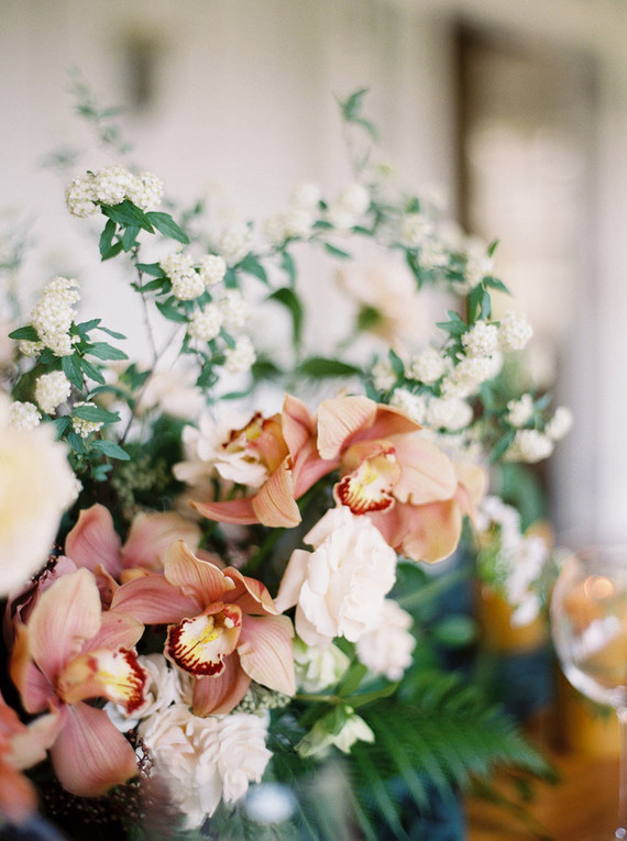 Elegant wedding flowers