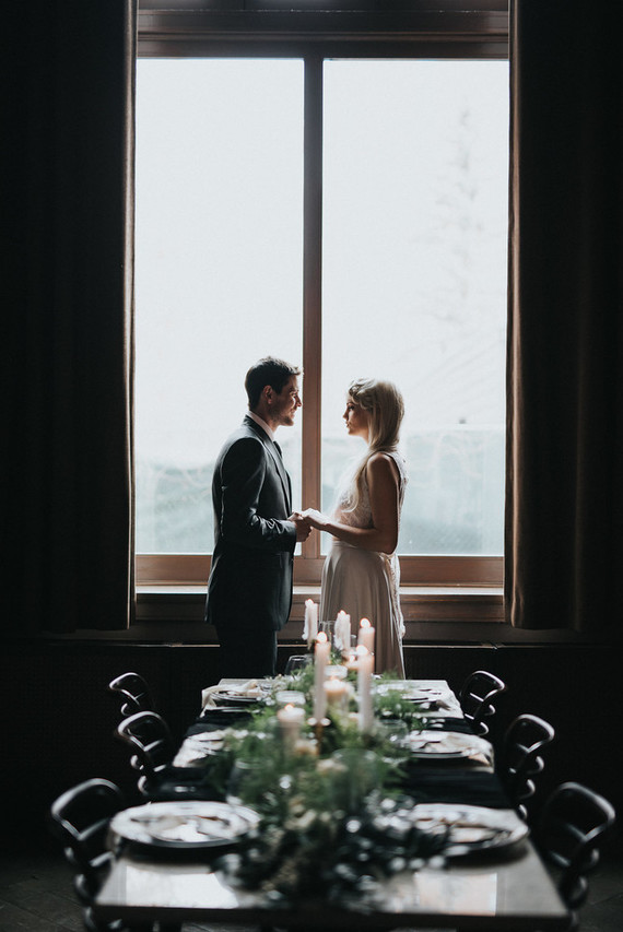 Moody lunar-inspired wedding inspiration