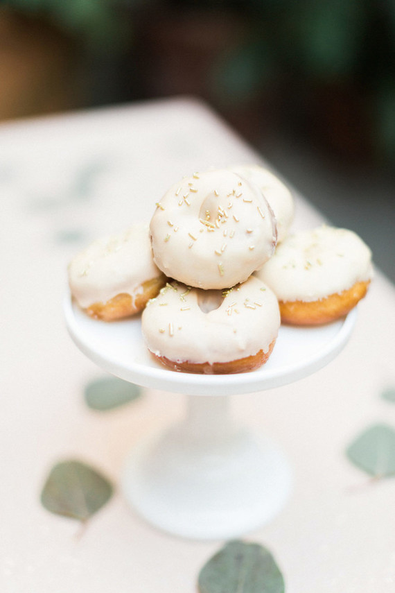 Gold donuts