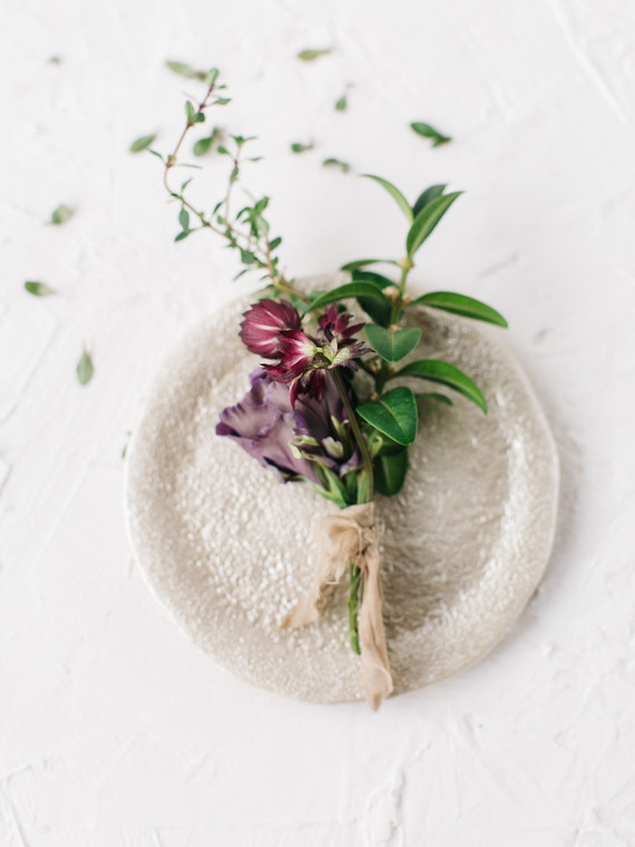 Minimal, organic florals