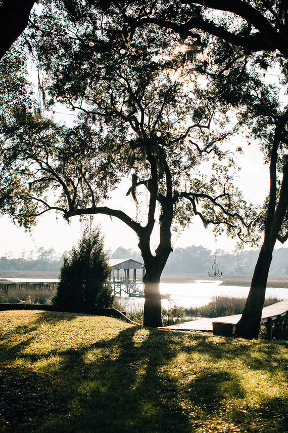 River engagement session in Charleston