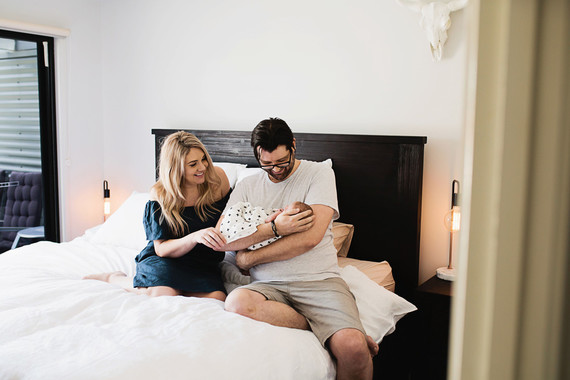 lifestyle newborn photos