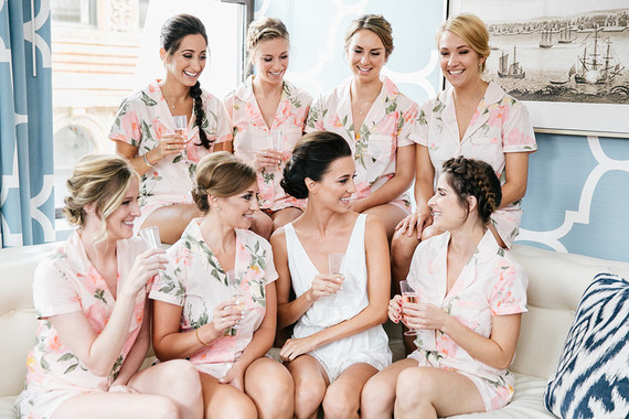 Bridesmaids robes Inspiration