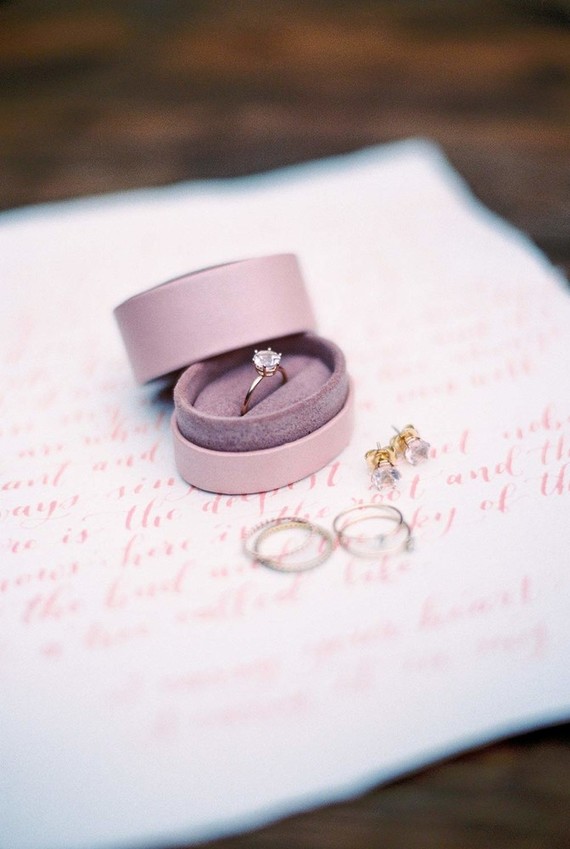 Romantic wedding rings