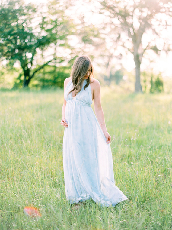 Mossy Oaks romantic maternity photos