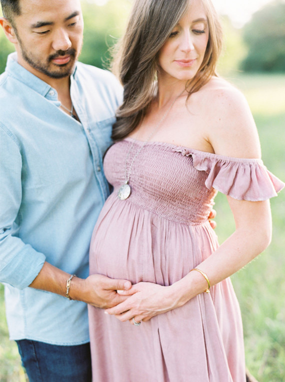 Mossy Oaks romantic maternity photos