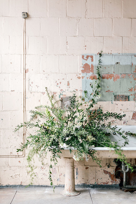 Modern wedding florals