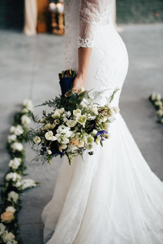 White bridal bouquet